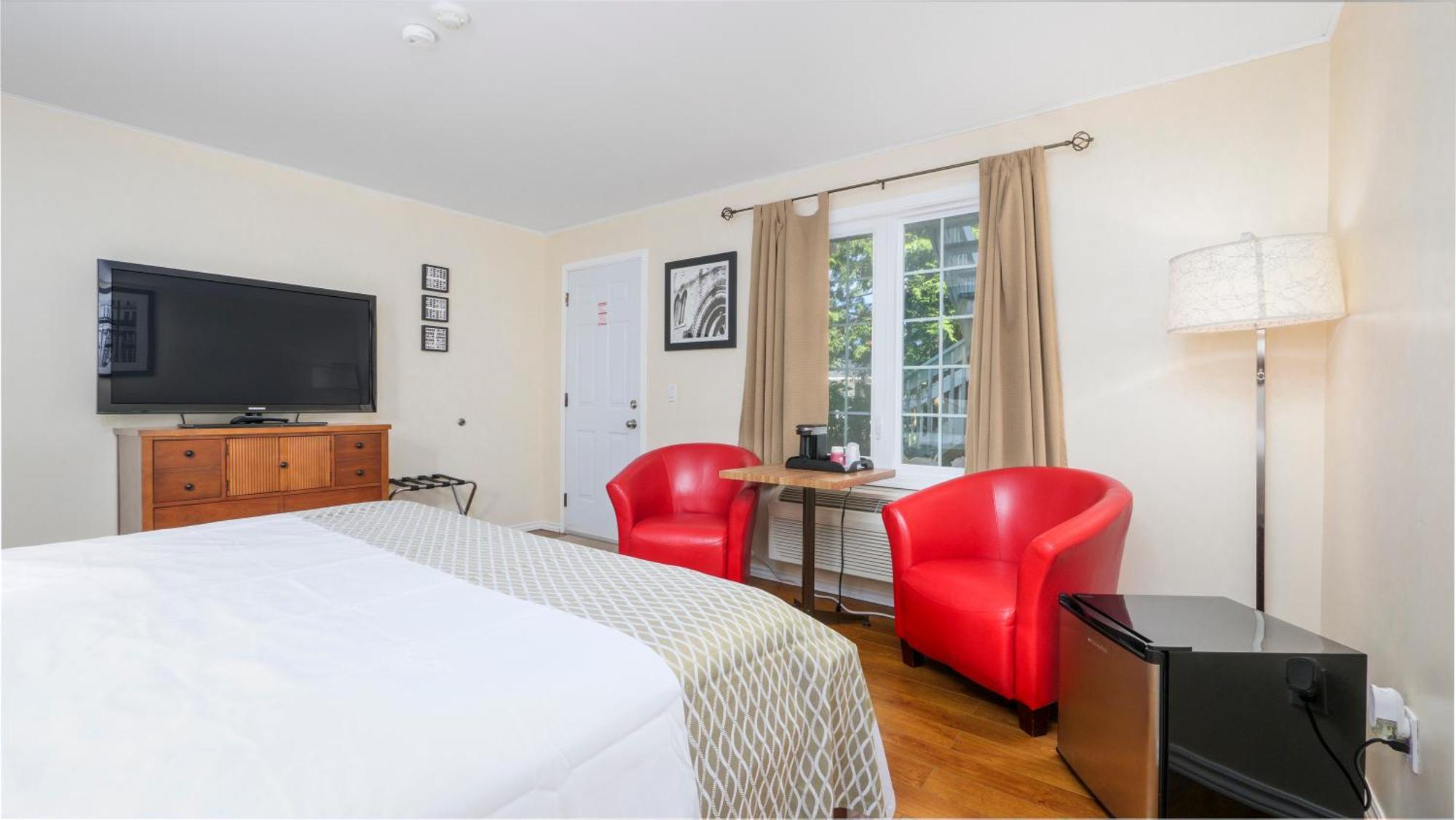 Coach House Inn Тобермори Экстерьер фото